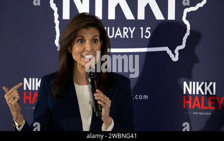 Ankeny, Iowa, USA. 11th Jan, 2024. Former U.N. Ambassador and South Carolina Governor NIKKI HALEY campaigns at Toast, a wedding and events center.(Credit Image: © Brian Cahn/ZUMA Press Wire) EDITORIAL USAGE ONLY! Not for Commercial USAGE! Stock Photo