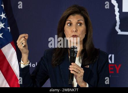 Ankeny, Iowa, USA. 11th Jan, 2024. Former U.N. Ambassador and South Carolina Governor NIKKI HALEY campaigns at Toast, a wedding and events center.(Credit Image: © Brian Cahn/ZUMA Press Wire) EDITORIAL USAGE ONLY! Not for Commercial USAGE! Stock Photo