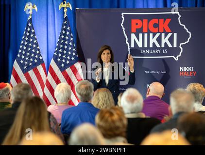 Ankeny, Iowa, USA. 11th Jan, 2024. Former U.N. Ambassador and South Carolina Governor NIKKI HALEY campaigns at Toast, a wedding and events center.(Credit Image: © Brian Cahn/ZUMA Press Wire) EDITORIAL USAGE ONLY! Not for Commercial USAGE! Stock Photo