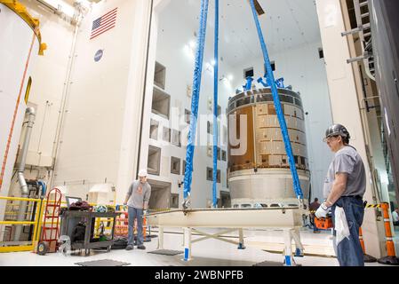 Engineers and technicians moved the Orion service module test article into the Reverberant Acoustic Test Facility at NASA Glenn Research Center’s Plum Brook Station in Sandusky, Ohio on April 8, 2016. Acoustic testing is scheduled to begin April 18. The blue structure sitting on top of the test article is a mass simulator that represents the Orion crew module...The test article will be blasted with at least 152 decibels and 20-10,000 hertz of sound pressure and vibration to simulate the intense sounds the Orion service module will be subjected to during launch and ascent into space atop the ag Stock Photo