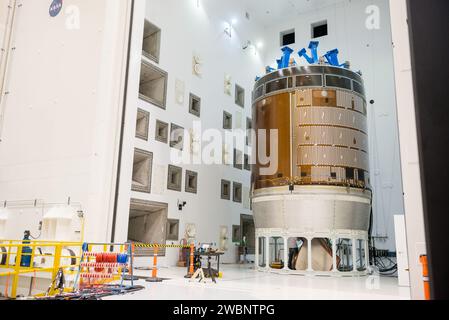 Engineers and technicians moved the Orion service module test article into the Reverberant Acoustic Test Facility at NASA Glenn Research Center’s Plum Brook Station in Sandusky, Ohio on April 8, 2016. Acoustic testing is scheduled to begin April 18. The blue structure sitting on top of the test article is a mass simulator that represents the Orion crew module...The test article will be blasted with at least 152 decibels and 20-10,000 hertz of sound pressure and vibration to simulate the intense sounds the Orion service module will be subjected to during launch and ascent into space atop the ag Stock Photo