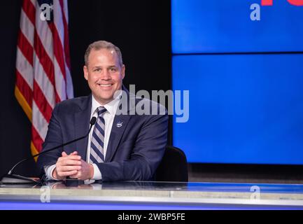 NASA Administrator Jim Bridenstine participates in a press briefing inside the Press Site auditorium on May 26, 2020, at the agency’s Kennedy Space Center in Florida ahead of NASA’s SpaceX Demo-2 launch, slated for Wednesday, May 27. A SpaceX Falcon 9 rocket and Crew Dragon spacecraft are scheduled to lift off from Kennedy’s Launch Complex 39A, carrying NASA astronauts Robert Behnken and Douglas Hurley to the International Space Station. This will mark the first launch of astronauts from U.S. soil to the space station since the conclusion of the Space Shuttle Program in 2011. Part of the agenc Stock Photo