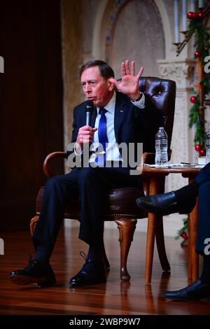 Miami, USA. 10th Jan, 2024. MIAMI, FLORIDA - JANUARY 10: Retired United States Army General and former CIA director David Petraeus speaks at an evening with General David Petraeus in conversation with Don Morrison presented by Books and Books about General David Petraeus book 'Conflict: The Evolution of Warfare from 1945 to Ukraine' at Coral Gables Congregational United Church of Christ on January 10, 2024 in Miami, Florida. (Photo by JL/Sipa USA) Credit: Sipa USA/Alamy Live News Stock Photo