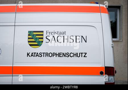 Dresden, Germany. 18th Dec, 2023. A disaster control vehicle from the Free State of Saxony is ready to help in emergencies and disasters. Credit: Heiko Rebsch/dpa/Alamy Live News Stock Photo