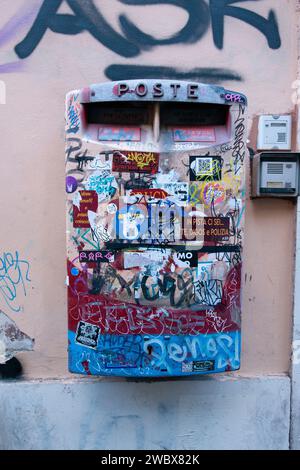 Old and dirty Italian postbox, Rome Stock Photo