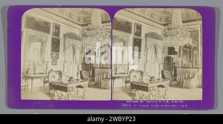 Koningin's office in the Royal Palace of Aranjuez, Jean Andrieu, 1862 - 1876 stereograph  Royal Palace of Aranjuez cardboard. photographic support albumen print interior  representation of a building. palace Royal Palace of Aranjuez Stock Photo
