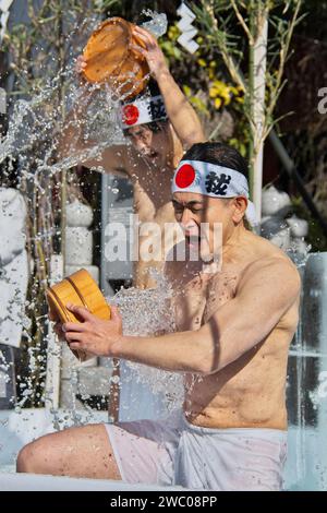 Tokyo Japan January 2024 The Water Surrounded Walls Of The Front   Tokyo Japan 13th Jan 2024 Participants Purify Themselves By Cold Water During The Cold Endurance Ceremony Kanchu Misogi At Kanda Myojin Shrine In Tokyo Japan On Saturday January 13 2024 Photo By Keizo Moriupi Credit Upialamy Live News 2wc08pp 