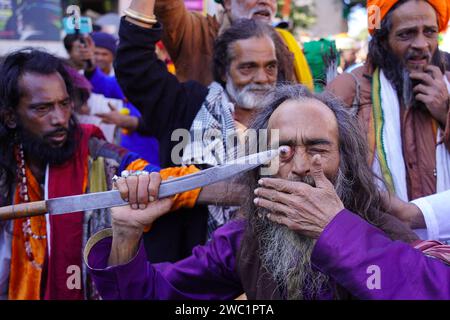 India. 12th Jan, 2024. Indian Muslim Sufi devotee use sharp objects to self-flagellate in a procession during the Urs festival at the shrine of Sufi saint Khwaja Moinuddin Chishti in Ajmer, Rajasthan, India, on 12 January 2024. Thousands of Sufi devotees from different parts of India travel to the shrine for the annual festival, marking the death anniversary of the saint. Photo by ABACAPRESS.COM Credit: Abaca Press/Alamy Live News Stock Photo