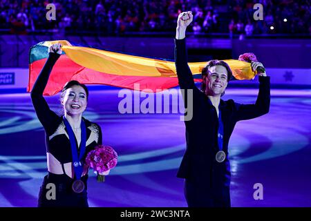 Ice Dance Awards, Allison REED & Saulius AMBRULEVICIUS (LTU) third place, during Victory Ceremony, at the ISU European Figure Skating Championships 2024, at algiris Arena, on January 13, 2024 in Kaunas, Lithuania. Credit: Raniero Corbelletti/AFLO/Alamy Live News Stock Photo