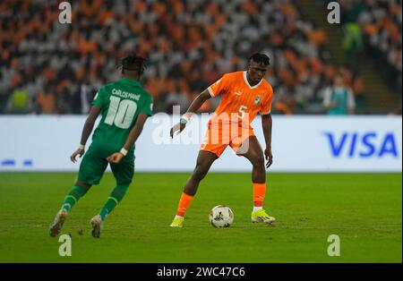 January 13 2024: Wilfried Stephane Singo (Ivory Coast) controls the ball during a African Cup of Nations Group A game, Ivory Coast vs Guinea Bissau, at Stade Olympique Alassane Ouattara, Abidjan, Ivory Coast. Kim Price/CSM (Credit Image: © Kim Price/Cal Sport Media) Stock Photo