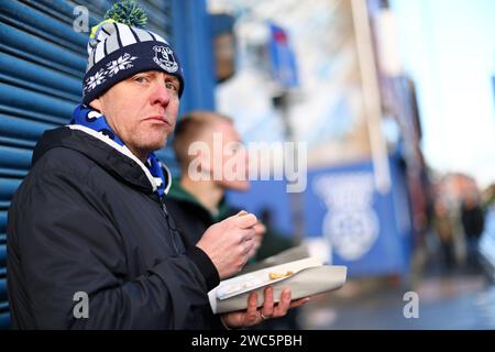 Liverpool, UK. 14th Jan, 2024. Fans start to gather outside Goodison Park ahead of the Premier League match at Goodison Park, Liverpool. Picture credit should read: Gary Oakley/Sportimage Credit: Sportimage Ltd/Alamy Live News Stock Photo