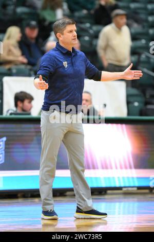 Syracuse, NY, USA. 13th Jan, 2024. Merrimack Warriors guard Adam Clark ...