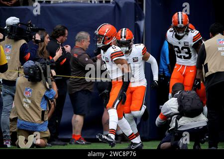 Houston, Texas, USA. 13th Jan, 2024. Cleveland Browns cornerback Greg Newsome II (0) leads the team onto the field prior to the AFC Wild Card Playoff game between the Houston Texans and the Cleveland Browns at NRG Stadium in Houston, TX on January 13, 2024. Houston won, 45-14, to advance in the AFC Playoffs. (Credit Image: © Erik Williams/ZUMA Press Wire) EDITORIAL USAGE ONLY! Not for Commercial USAGE! Stock Photo