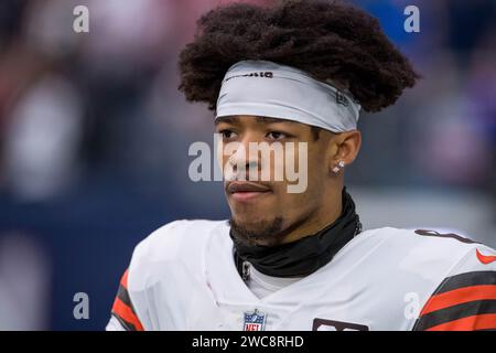 Houston, TX, USA. 13th Jan, 2024. Cleveland Browns cornerback Greg Newsome II (0) prior to a Wild Card playoff game between the Cleveland Browns and the Houston Texans in Houston, TX. Trask Smith/CSM (Credit Image: © Trask Smith/Cal Sport Media). Credit: csm/Alamy Live News Stock Photo