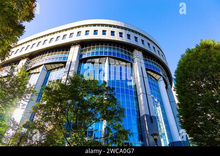 Paul Henri Spaak European Parliament building containing the hemicycle at Espace Léopold, European Parliament building, Brussels, Belgium Stock Photo