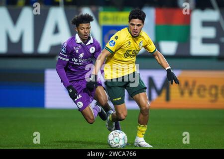 SITTARD, NETHERLANDS - JANUARY 13: Charles-Andreas Brym of Sparta Rotterdam and Ragnar Oratmangoen of Fortuna Sittard during the Dutch Eredivisie match between Fortuna Sittard and Sparta Rotterdam at Fortuna Sittard Stadion on January 13, 2024 in Sittard, Netherlands. (Photo by Orange Pictures) Stock Photo