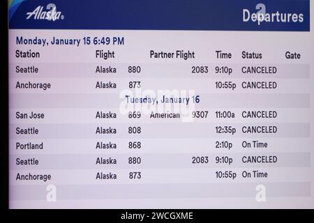Kailua-Kona, Hawaii, USA. 15th Jan, 2024. A video board at the Ellison Onizuka Kona International Airport at Keahole shows cancelled Alaska Airlines flights. The Hawaii Department of Transportation announced Ellison Onizuka Kona International Airport at Keahole is closed until further notice due to cracks on the runway. All flights were cancelled at the airport, stranding hundreds of passengers and diverting incoming flights. (Photo Credit: © K.C. ALFRED/ZUMA PRESS (Credit Image: © K.C. Alfred/ZUMA Press Wire) EDITORIAL USAGE ONLY! Not for Commercial USAGE! Stock Photo