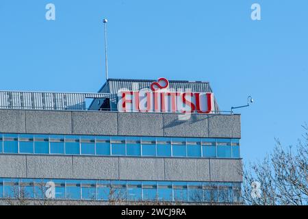 Bracknell, UK. 16th January, 2024. The Fujitsu Head Office in Bracknell, Berkshire. Between the years of 1999 and 2015, the Post Office prosecuted hundreds of sub-postmasters and postmistresses based on Fujitsu's faulty Horizon IT system. A number of them wrongly spent time in prison for committing fraud. The European CEO of Fujitsu in Europe, Paul Patterson, has said the firm has a 'moral obligation' to contribute to a redress scheme for Post Office victims and today he has apologised for the company's role in 'this appalling miscarriage of justice' during a Commons business select committee Stock Photo