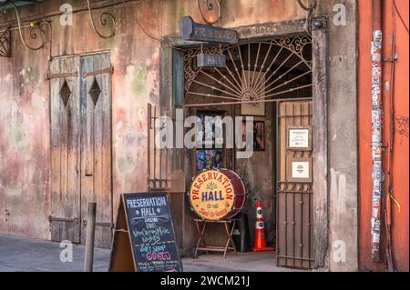 Preservation Hall is a historic music venue in the French Quarter preserving traditonal New Orleans jazz.  New Orleans, Louisiana, USA. Stock Photo