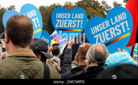 With the slogan Our country first, AfD supporters demonstrate against government policy in the energy crisis, Berlin, 8 October 2022 Stock Photo