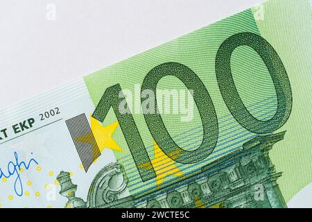One hundred Euro banknote fragment closeup, front side Stock Photo - Alamy