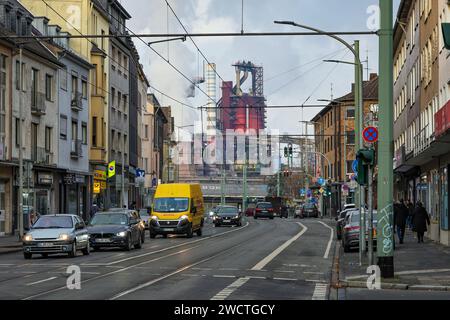 Duisburg, Ruhrgebiet, Nordrhein-Westfalen, Germany - City view with ThyssenKrupp Steel Huettenwerk, Friedrich-Ebert-Strasse in Meiderich-Beeck, Thysse Stock Photo