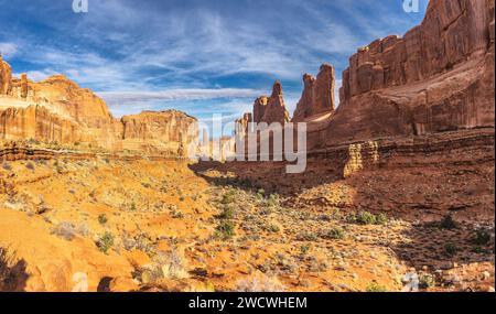 Grand Capitol Reef view of rocks and boulders, Utah USA Stock Photo