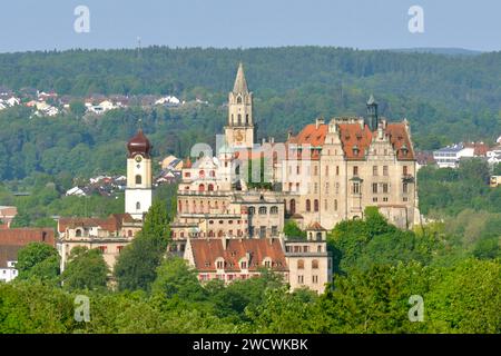 Germany, Baden Wurttemberg, Upper Swabia (Schwäbische Alb), Sigmaringen, Sigmaringen Castle, a Hohenzollern castle, royal residential palace and administrative seat of the Princes of Hohenzollern-Sigmaringen Stock Photo