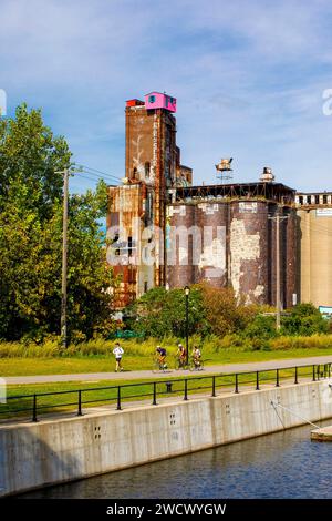Canada, province of Quebec, Montreal, the surroundings of the Lachine Canal in the west of the city, the silos of the former Canada Malting Co factory Stock Photo