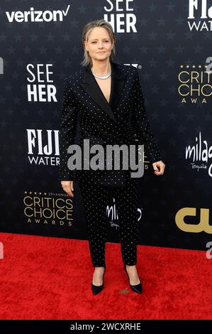 Jodie Foster bei der Verleihung der 29. Critics Choice Awards im Barker Hangar. Santa Monica, 14.01.2024 *** Jodie Foster at the 29 Critics Choice Awards at the Barker Hangar Santa Monica, 14 01 2024 Foto:xJ.xBlocx/xFuturexImagex critics choice 4390 Stock Photo