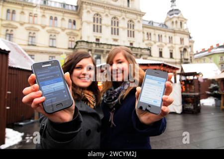 internet via wifi or wireless lan network connection on a smartphone wifi or wireless lan network connection Stock Photo
