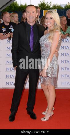 Photo Must Be Credited ©Alpha Press 078237 05/09/2023 Martin Lewis with his wife Lara Lewington National Television Awards NTAs 2023 In London Stock Photo