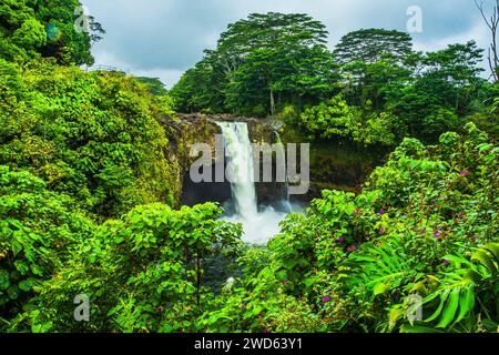 Rainbow Falls and plungepool on the Wailuku River in Hilo, Hawaii Stock Photo