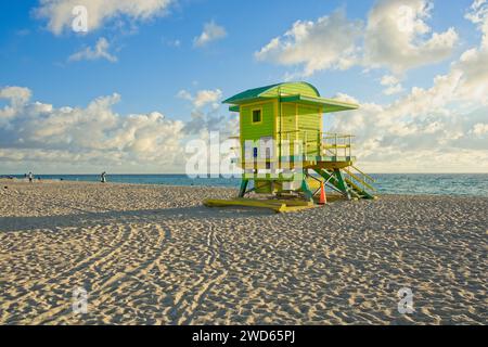Brightly colored midcentury modern style lifeguard station along south beach in early morning sunshine Stock Photo