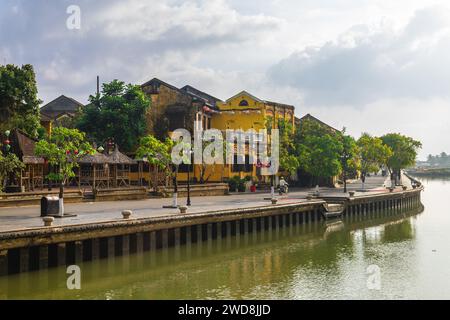 Scenery of the riverbank of Hoi An ancient town, an unesco heritage site in Vietnam Stock Photo