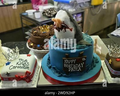 Birthday cake - based on Jaws theme - in a shop in Oxford Covered Market (Oxford, England) Stock Photo