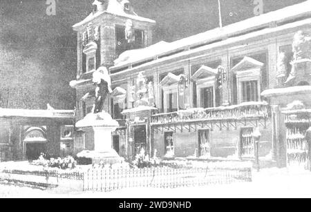 1904-12-08, Nuevo Mundo, La nevada del 2 del actual, Campúa (cropped) Aspecto de la plaza de la Villa en la noche del día 2 de Diciembre. Stock Photo