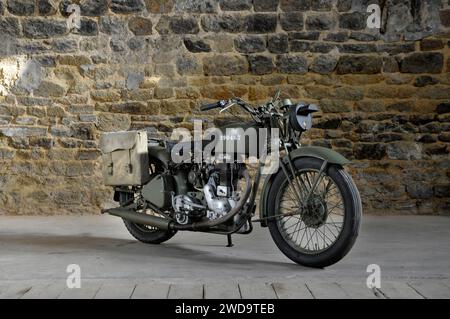 1940 Royal Enfield Model CO classic British military motorcycle Stock Photo