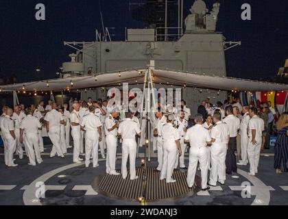 190819UB406-0413NORFOLK, Va. (Aug. 19, 2019) A reception is held on the flight deck of the Portuguese navy frigate NRP Dom Francisco de Almeida (F334) (48616802991). Stock Photo
