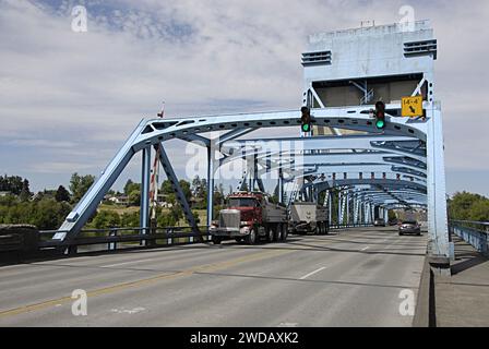 LEWISTON/IDAHO STATE/USA-Blue  Snake river bridge        19 2014  (Photo by Francis  Dean/Deanpictures) Stock Photo