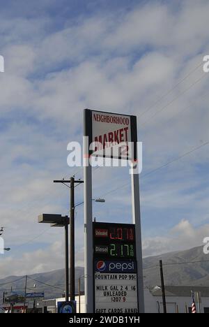 Lewiston /Idaho /USA  18 January 2016   Neighborhood (nieghbourhood)market 2 and gas tation 2.0 and 2.17 gas price        (Photo by Francis Joseph Dean/DeanPictures) Stock Photo