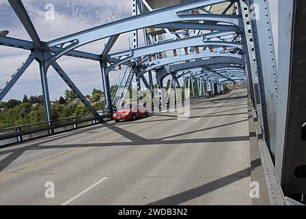 LEWISTON/IDAHO STATE/USA-Blue Snake river bridge 19 2014 Stock Photo