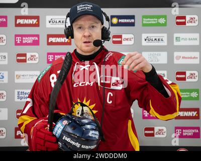 # Duesseldorfer EG vs. Nuernberg Ice Tigers, Eishockey, Penny DEL, 39. Spieltag, Saison 2023/2024, 19.01.2024 Foto: Eibner-Pressefoto/Thomas Haesler Stock Photo