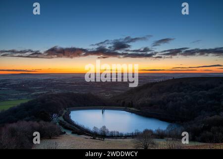 Winter dawn over the British Camp Reservoir. Malvern hills, Worcestershire, England Stock Photo