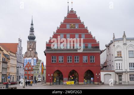 Greifswald, Germany. 20th Jan, 2024. The town hall of Greifswald. On 20.01.2024, the festive year for the Caspar David Friedrich anniversary will be ceremoniously opened. Caspar David Friedrich was born on 05.09.1774 in Greifswald and died on 07.05.1840 in Dresden. Credit: Stefan Sauer/dpa/Alamy Live News Stock Photo