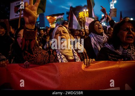 Barcelona, Spain. 20th Jan, 2024. Demonstrators shout slogans in protest of Israel's continued attacks on the Gaza Strip, which led to numerous deaths among civilians. They are reacting to an attack on October 7 by the Islamist organization Hamas. Credit: Matthias Oesterle/Alamy Live News Stock Photo