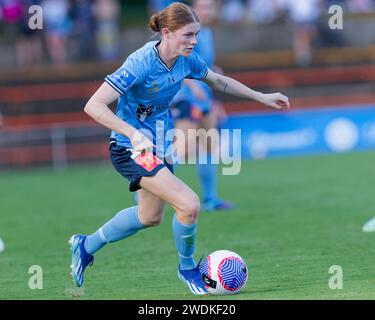 Sydney, Australia. 21st Jan, 2024. Cortnee Vine of Sydney FC controls the ball during the A-League Women Rd13 match between Sydney FC and Newcastle Jets at Leichhardt Oval on January 21, 2024 in Sydney, Australia Credit: IOIO IMAGES/Alamy Live News Stock Photo