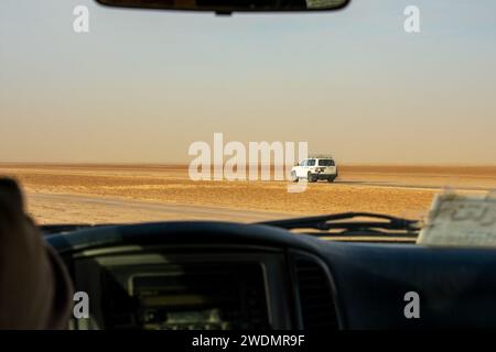 07.11.23 Sahara Desert, Tunisia: Off road car trip on Sahara desert in Tunisia. View from car. Stock Photo