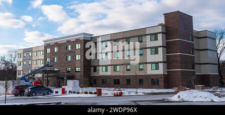 A apartment building under construction in the Edgewood Towne Centre shopping complex in Edgewood, Pennsylvania, USA Stock Photo