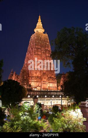 View of the Mahabodhi Temple at dusk, seen from the south-west, one of the earliest Buddhist temples built entirely in brick still standing in India Stock Photo